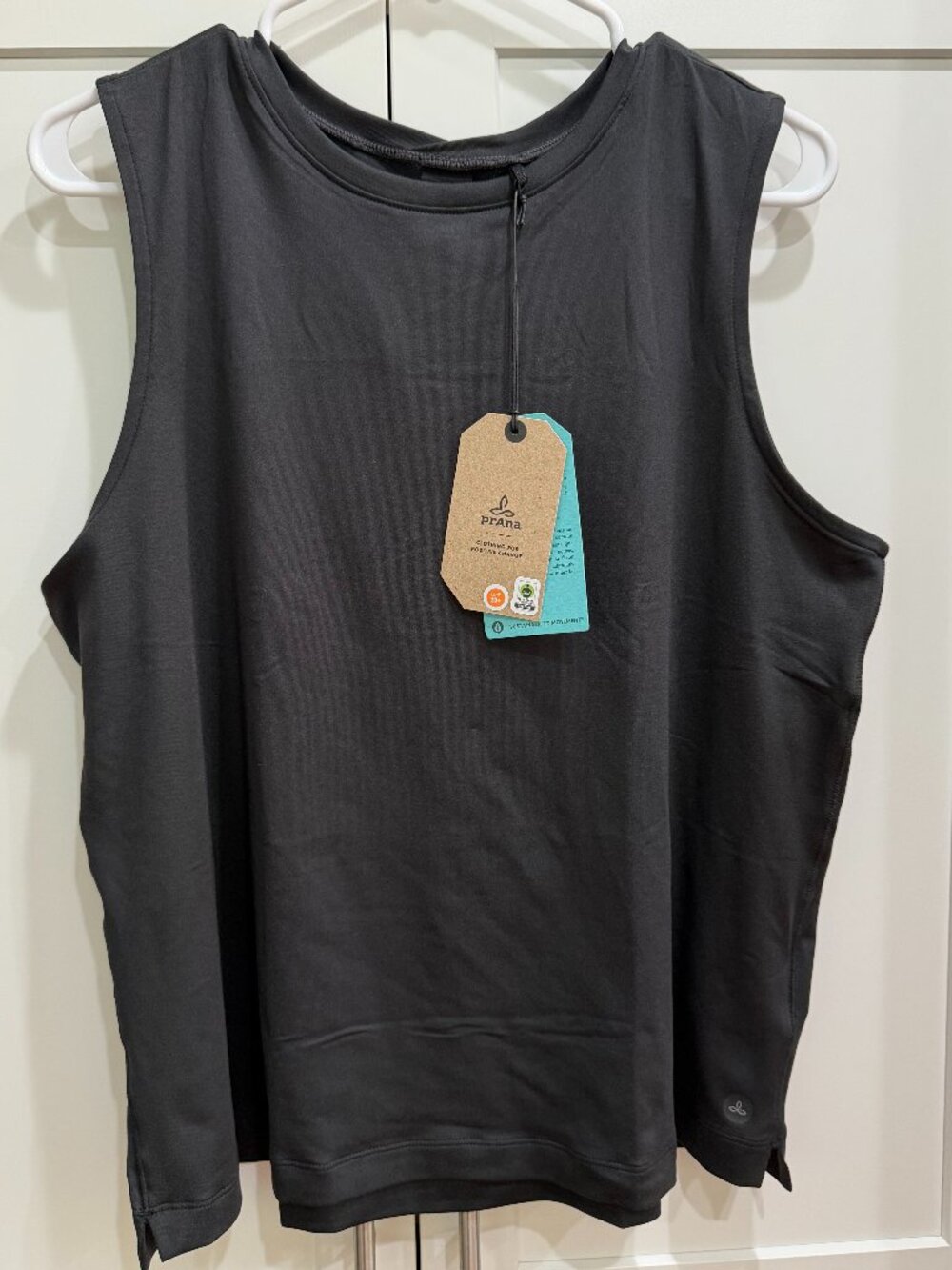 prAna Women's Alpenglow Tank Top, Black Large, NWT